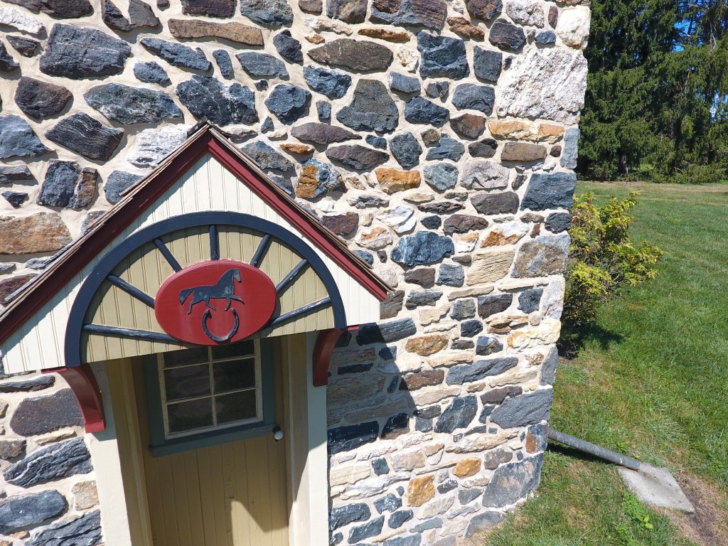 Carriage House Crest